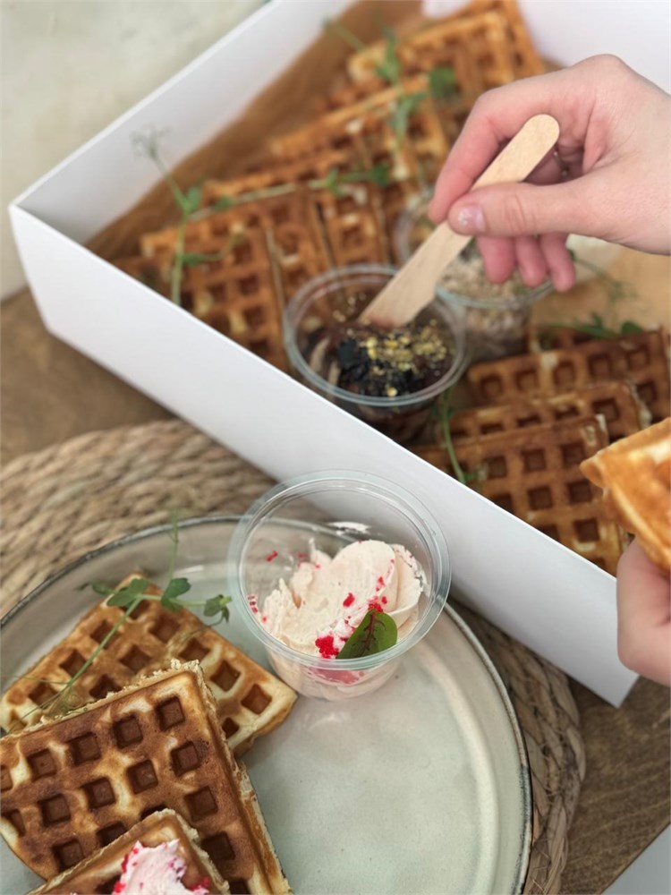 Жыныстық монарх Көршімен онлайн жыныстық қатынас